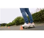 未來的汽車可以放進(jìn)背包就是如此便捷輕巧